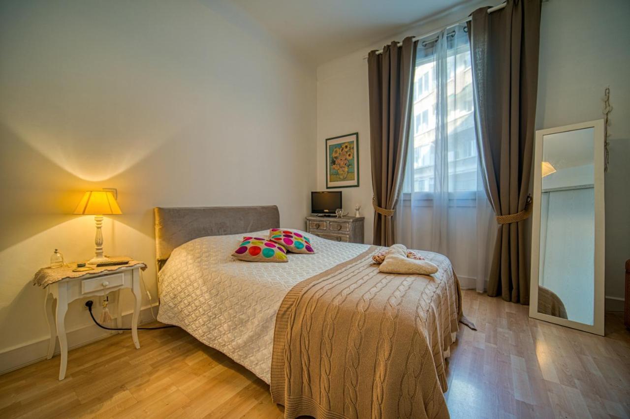 Grand Appartement 4Pers A Cote Du Palais Longchamp Marseille Exteriör bild